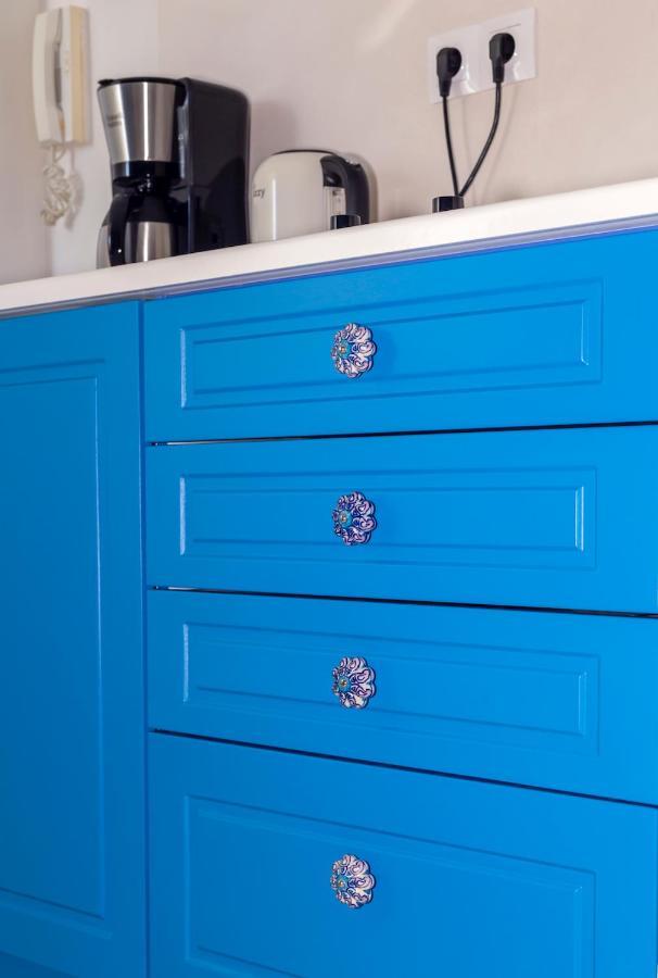 Blue And White Apartment Vipgreece Aten Exteriör bild